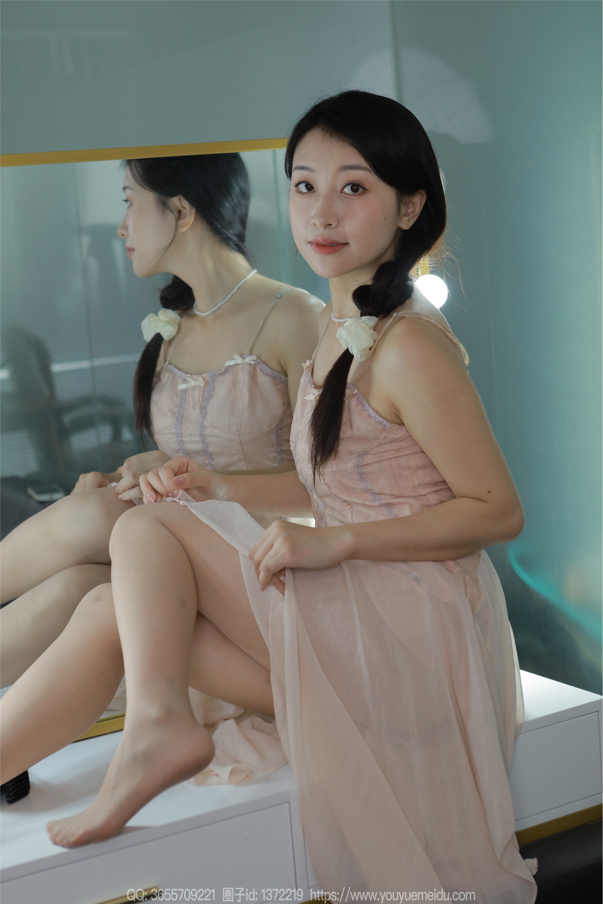 IESS异思趣向  2024.08.05 丝享家 1812 小婕《藕粉吊带裙》